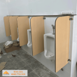Vách ngăn vệ sinh khu hồ bơi