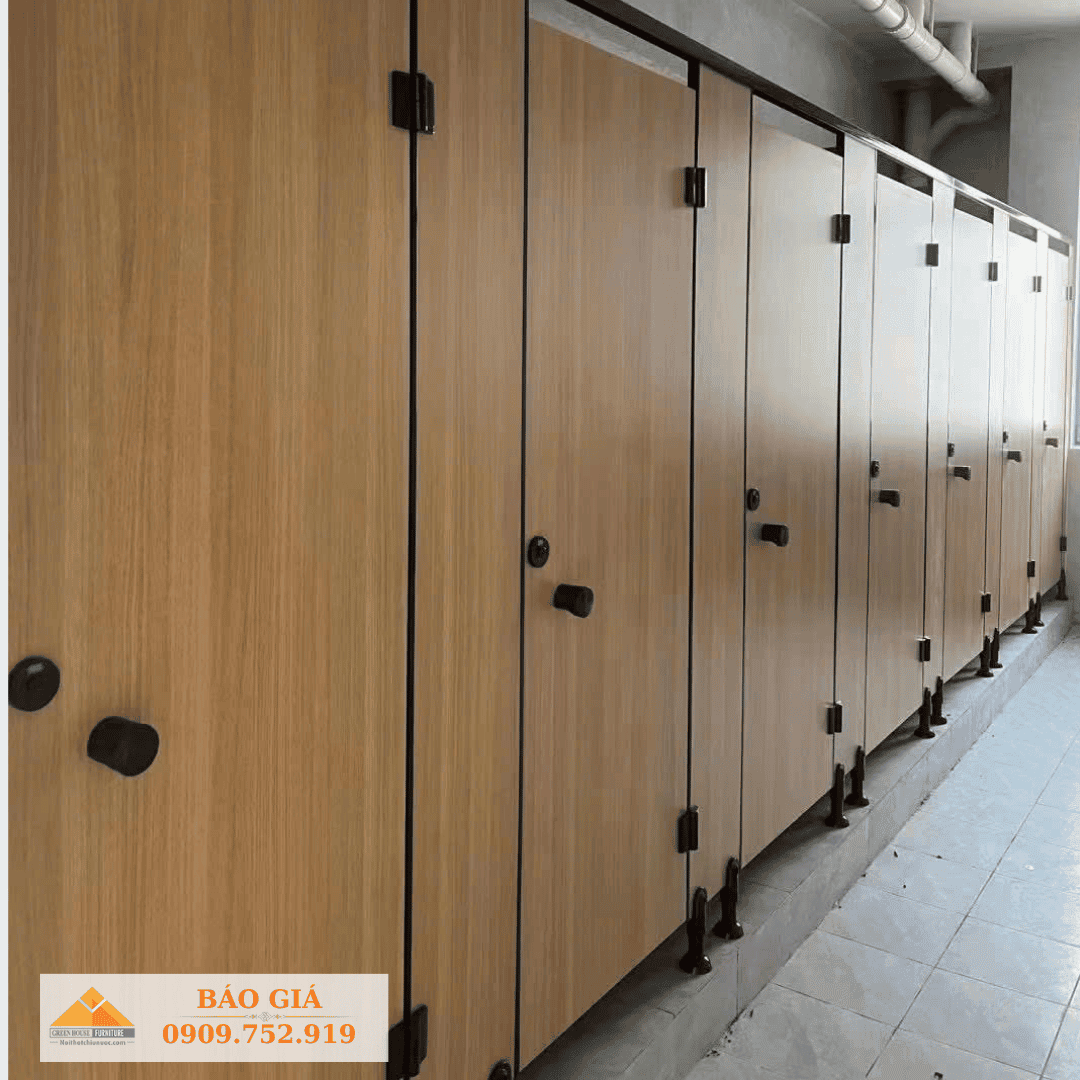 vach-ngan-wc-compact-tphcm-5