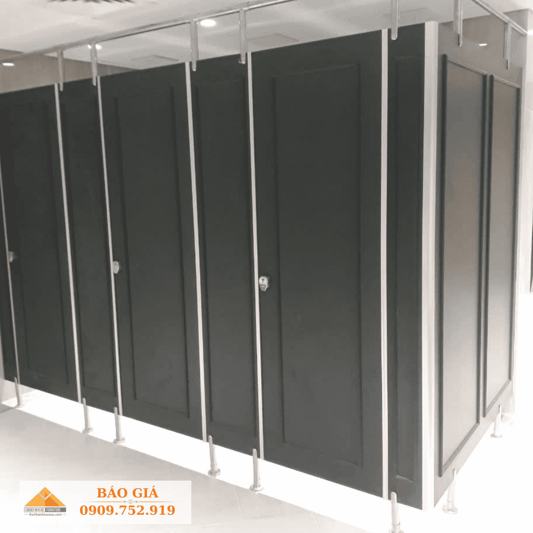 vach-ngan-toilet-compact-tai-nha-trang-2