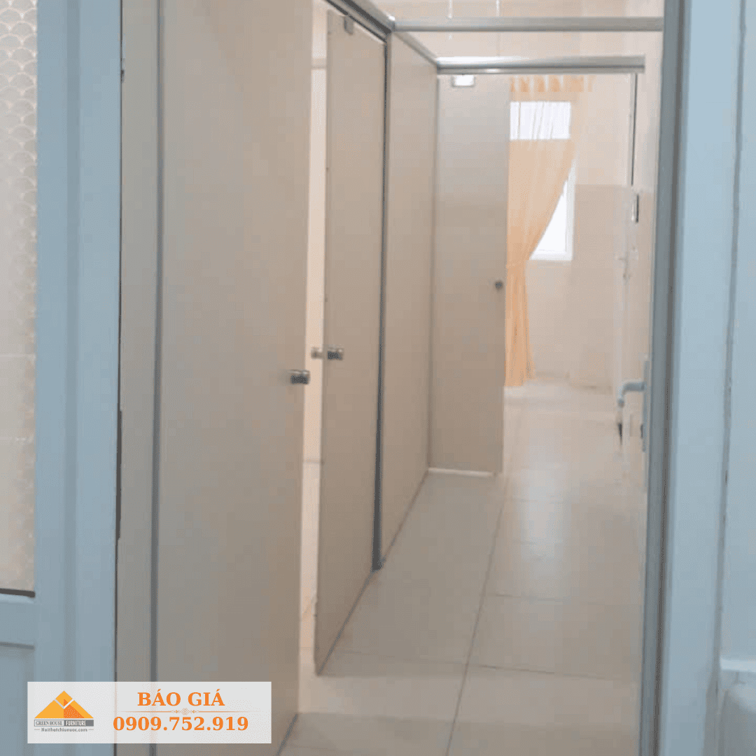 vach-ngan-ve-sinh-compact-1