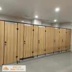 Vách ngăn vệ sinh khu du lịch