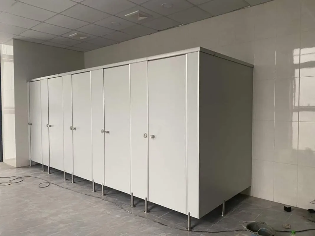 Compact HPL màu xám ghi