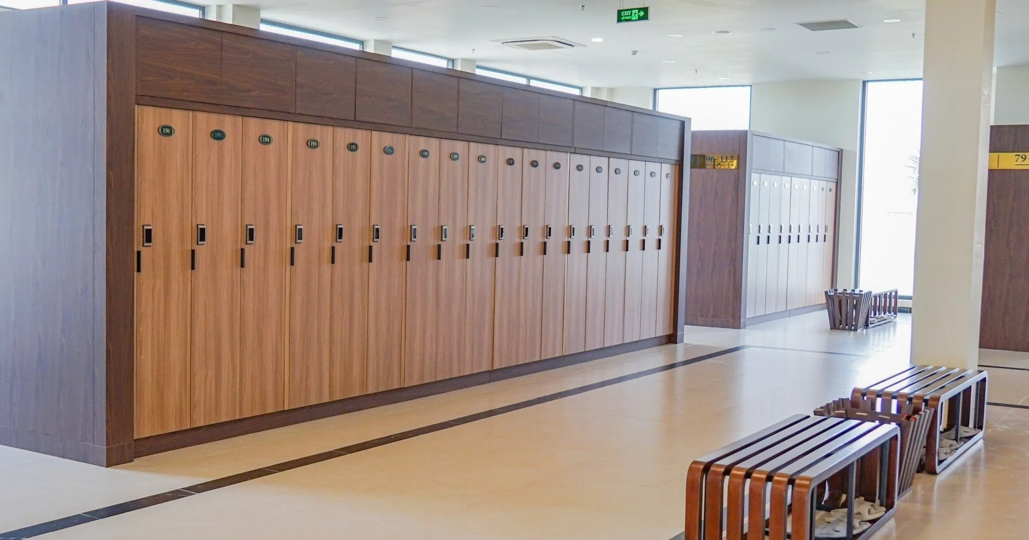 tu-locker-THEO-YEU-CAU-1